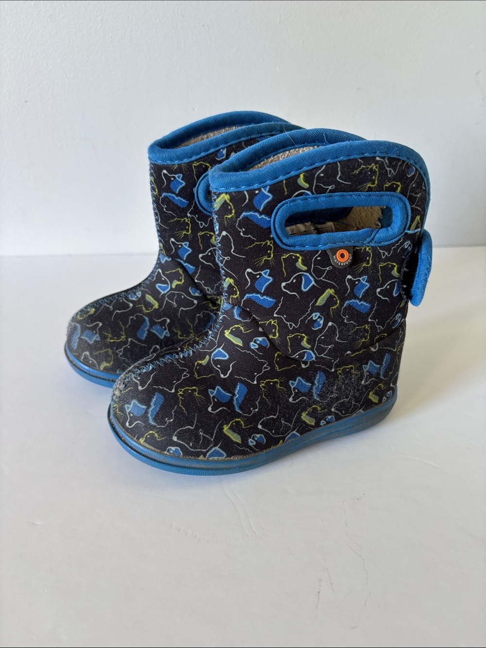 Bogs Toddler Boy Blue, Black, Lime Green Dog Print Waterproof Boots Size 6
